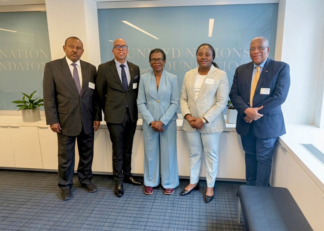 Sandra Paulemon intervenant à Washington lors d’une table ronde sur le financement du développement organisée par FP2030