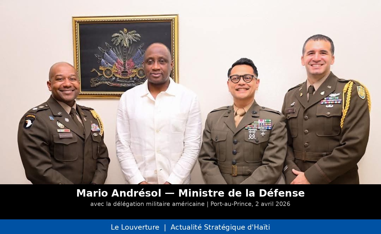 Le ministre de la Défense Mario Andrésol en réunion avec l’attaché militaire américain et les lieutenants-colonels Jay Richardson et Hans Carnice sur la restructuration des Forces armées d’Haïti.