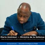 Le ministre de la Défense Mario Andrésol lors du dépôt officiel de sa déclaration de patrimoine à l’Unité de lutte contre la corruption lors de la 4e Journée nationale de déclaration de patrimoine.