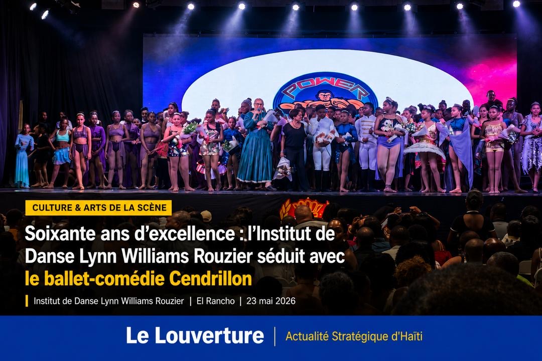 Soixante ans d’excellence : l’Institut de Danse Lynn Williams Rouzier séduit avec le ballet-comédie Cendrillon 42 Les danseurs et artistes de l’Institut de Danse Lynn Williams Rouzier saluent le public après la représentation du ballet-comédie Cendrillon à l’hôtel El Rancho.