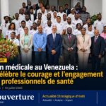 Hommage à la Villa d'Accueil – Équipe médicale haïtienne de retour du Venezuela avec le PM et le ministre de la Santé.