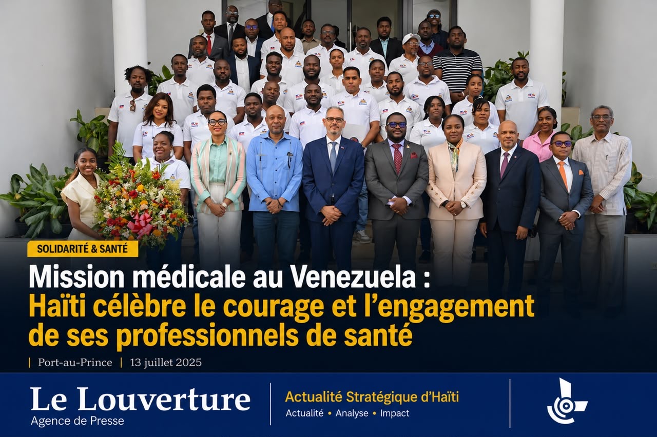 Hommage à la Villa d'Accueil – Équipe médicale haïtienne de retour du Venezuela avec le PM et le ministre de la Santé.