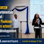 Dr Sandra Paulémon préside la Table départementale du Nord-Est à Fort-Liberté, réunissant des représentants de l’État, des collectivités territoriales, des ONG et des partenaires de développement.